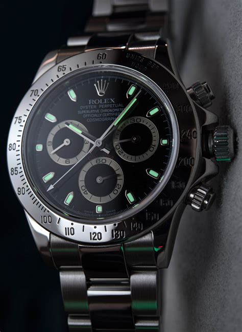 rolex daytona black dial red hands|rolex daytona 116520 serviced by.